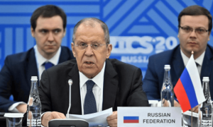 局势闹大！伊朗已经来到生死关头，关键时刻，中国给美以定性了