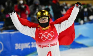 冬奥前瞻：男子空中技巧中国冲第三金 谷爱凌出战U型场